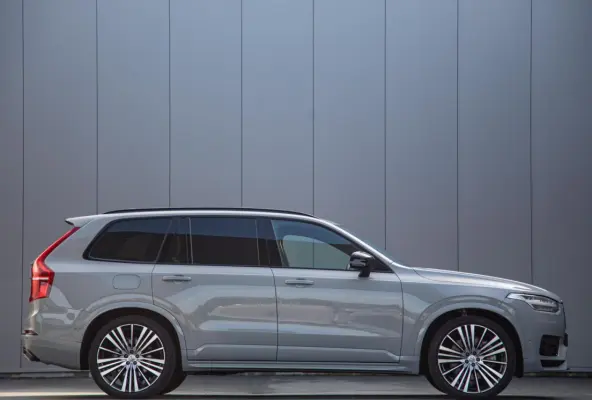 2.0 T8 Plug-in hybrid AWD Ultra Dark |Full Option|Luchtvering|Bowers&Wilkins audio
