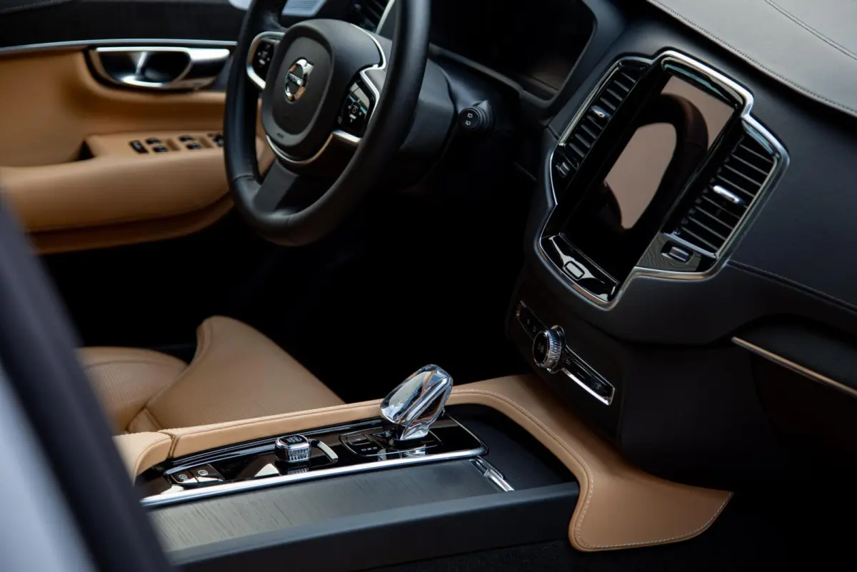 2.0 T8 Plug-in hybrid AWD Ultra Dark |Full Option|Luchtvering|Bowers&Wilkins audio