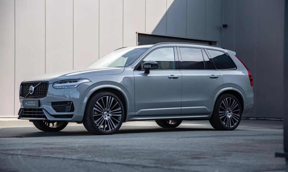 2.0 T8 Plug-in hybrid AWD Ultra Dark |Full Option|Luchtvering|Bowers&Wilkins audio