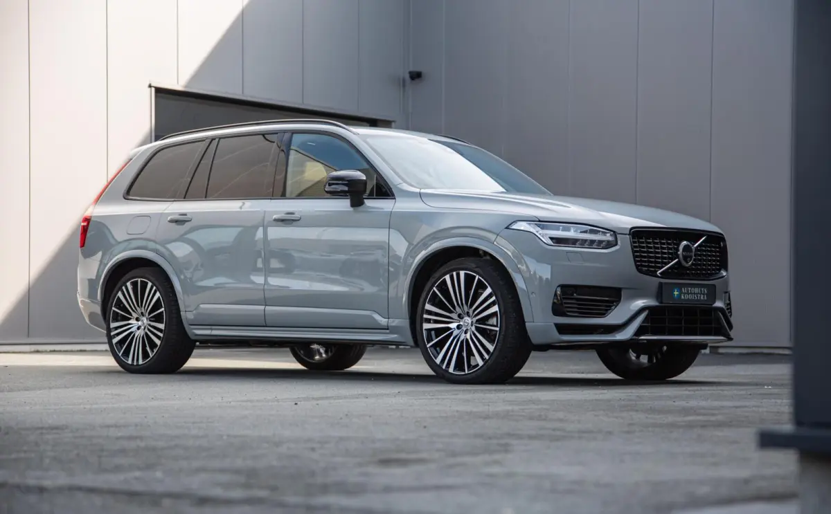 2.0 T8 Plug-in hybrid AWD Ultra Dark |Full Option|Luchtvering|Bowers&Wilkins audio