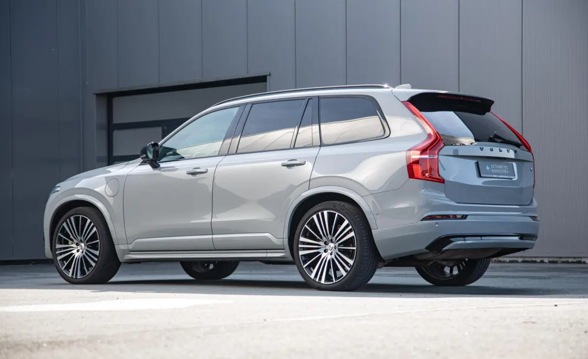 2.0 T8 Plug-in hybrid AWD Ultra Dark |Full Option|Luchtvering|Bowers&Wilkins audio