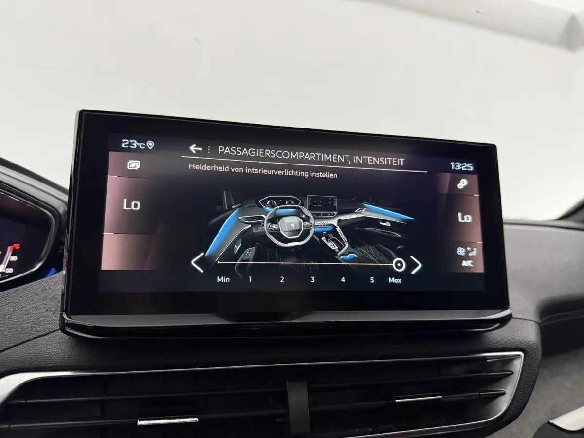 1.2 PureTech GT Black Edition | 7p | Pano | Sfeer | Virtual | Focal Audio | Cruise | Camera | Carplay | NAP