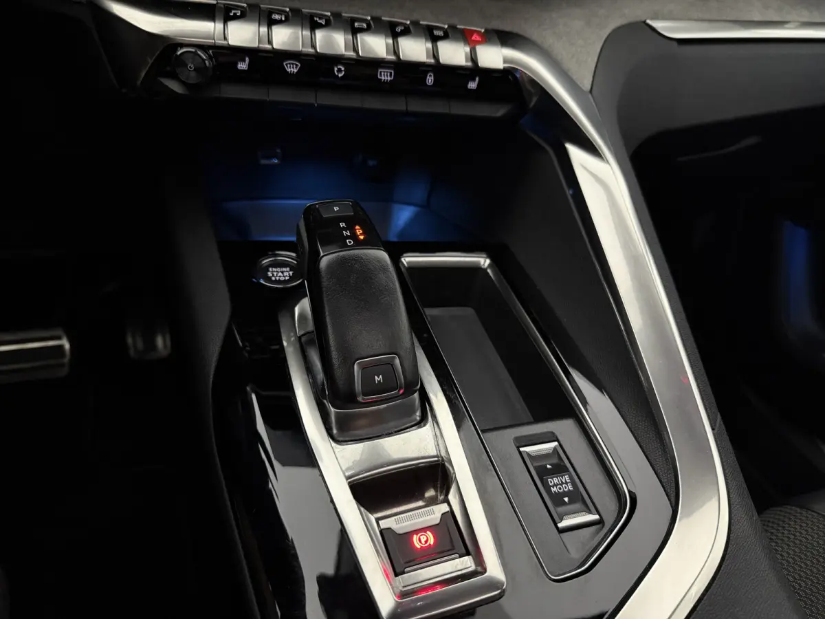 1.2 PureTech GT Black Edition | 7p | Pano | Sfeer | Virtual | Focal Audio | Cruise | Camera | Carplay | NAP