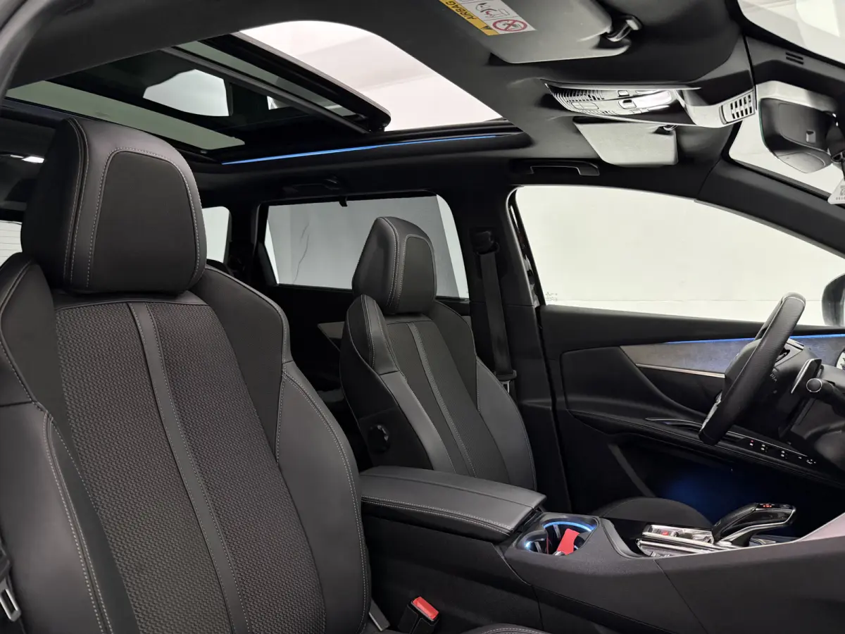 1.2 PureTech GT Black Edition | 7p | Pano | Sfeer | Virtual | Focal Audio | Cruise | Camera | Carplay | NAP