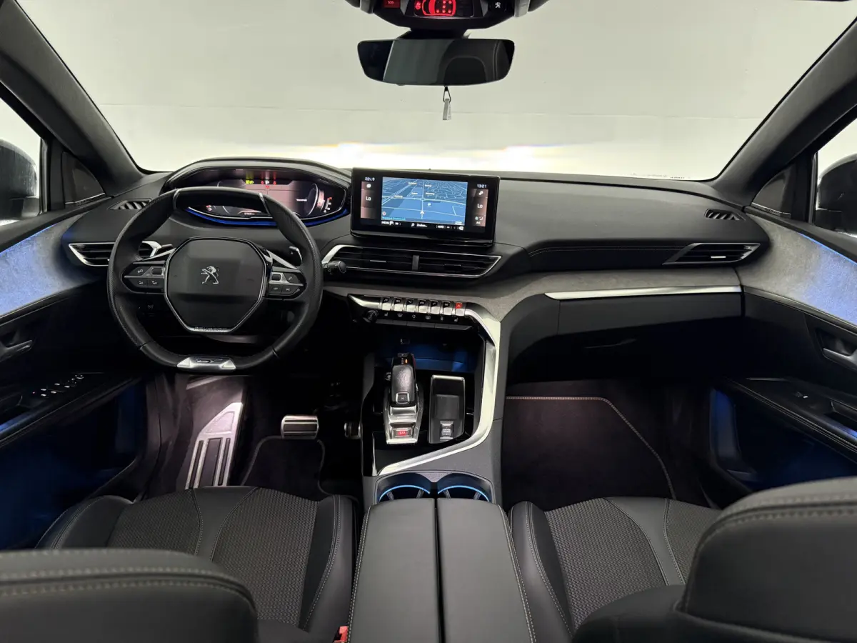 1.2 PureTech GT Black Edition | 7p | Pano | Sfeer | Virtual | Focal Audio | Cruise | Camera | Carplay | NAP