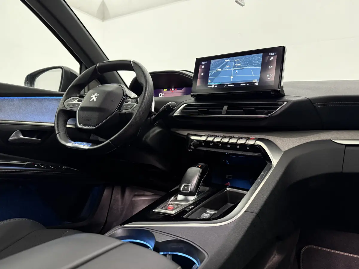 1.2 PureTech GT Black Edition | 7p | Pano | Sfeer | Virtual | Focal Audio | Cruise | Camera | Carplay | NAP