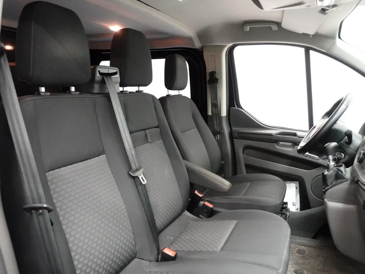 300 2.0 TDCI L2H1 Trend Dubbele Cabine Airco Bluetooth Navigatie Trekhaak