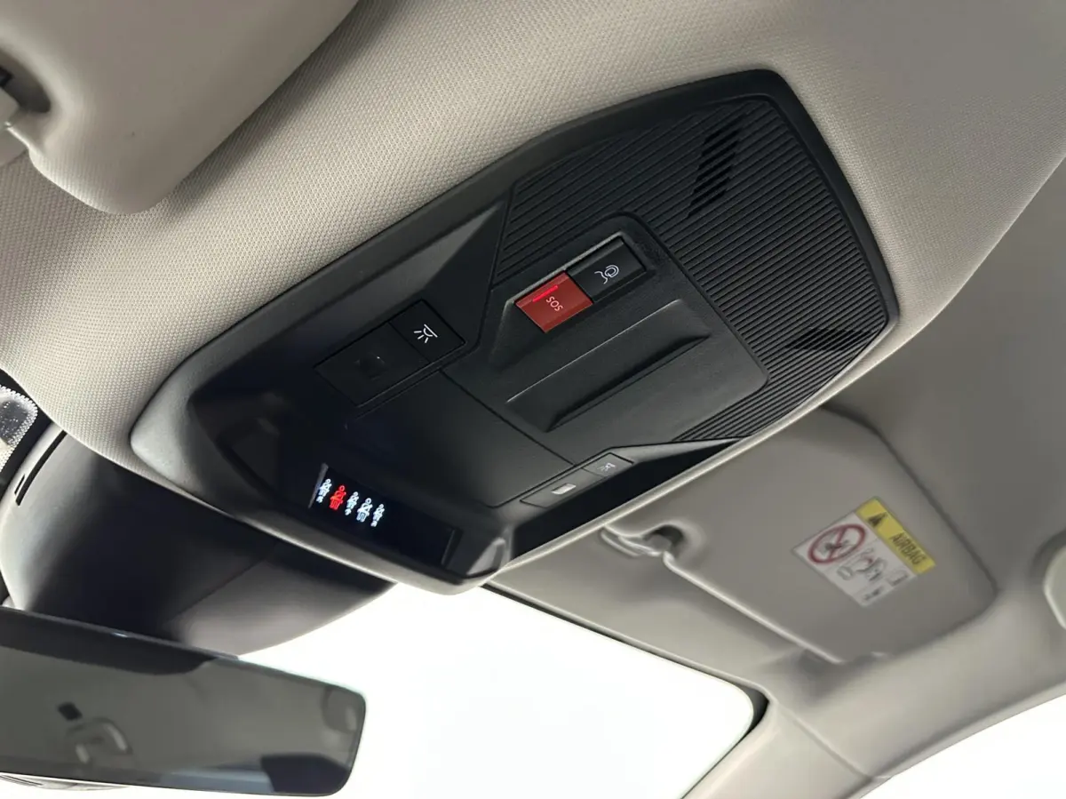 1.2 PureTech Active Pack Business TREKHAAK NAVI CARPLAY ADAPTIEF CRUISE ECC.
