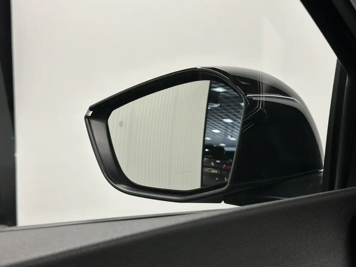 1.2 PureTech Active Pack Business TREKHAAK NAVI CARPLAY ADAPTIEF CRUISE ECC.
