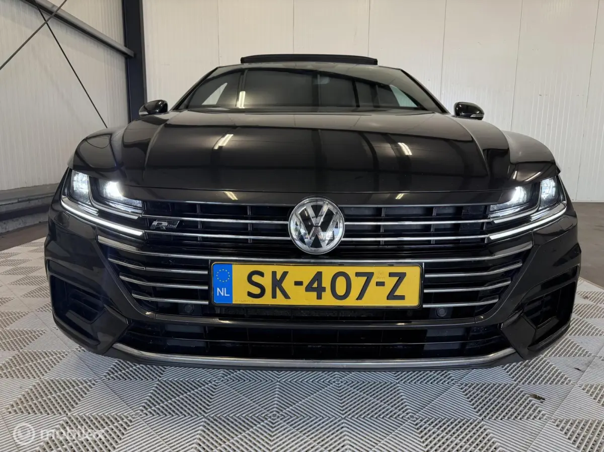 1.5 TSI Business 3x R line, PANO, TREKHAAK