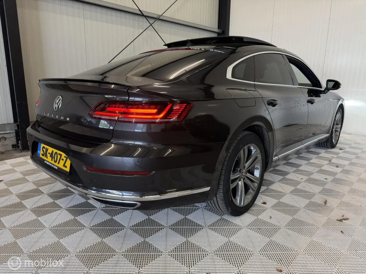 1.5 TSI Business 3x R line, PANO, TREKHAAK