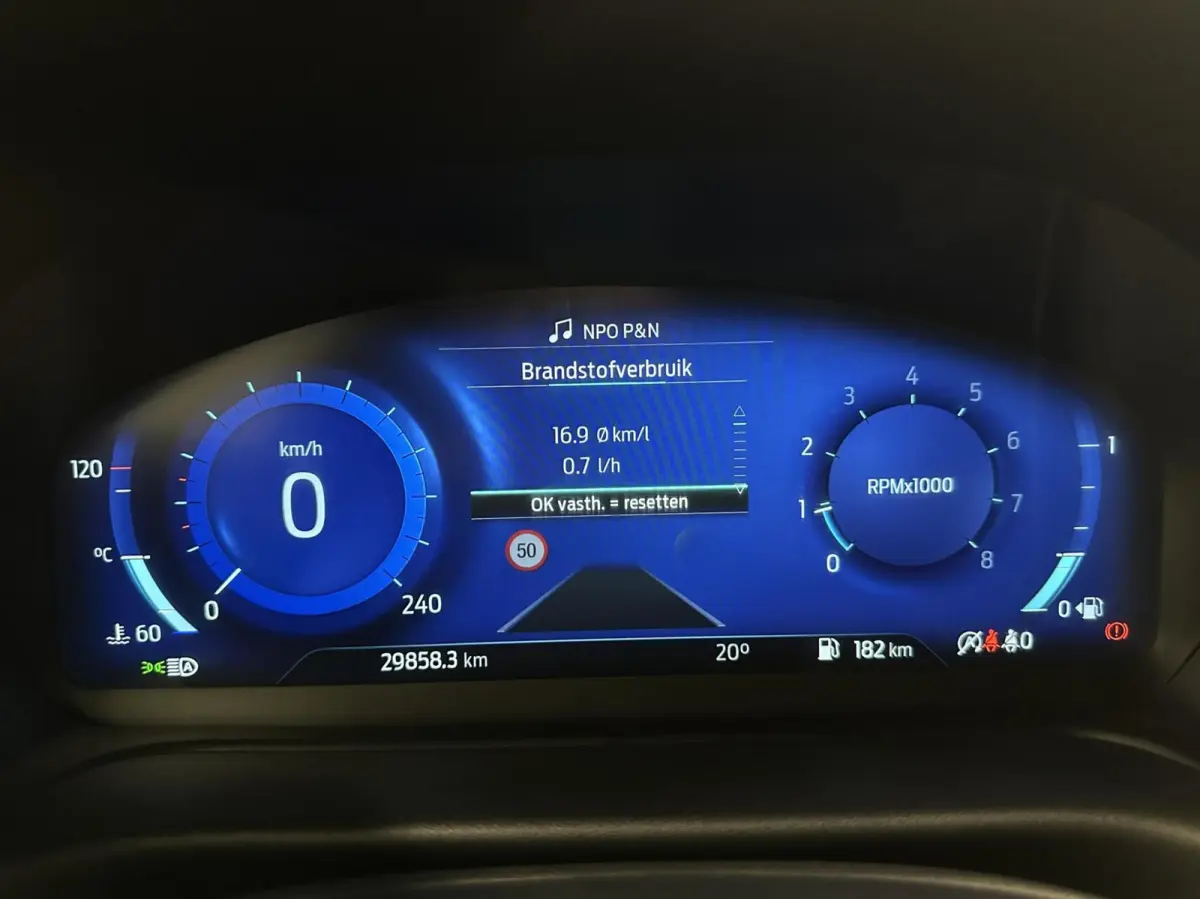 1.0 EcoBoost ST-Line X CARPLAY NAVI CRUISE ECC LM 28000 KM.