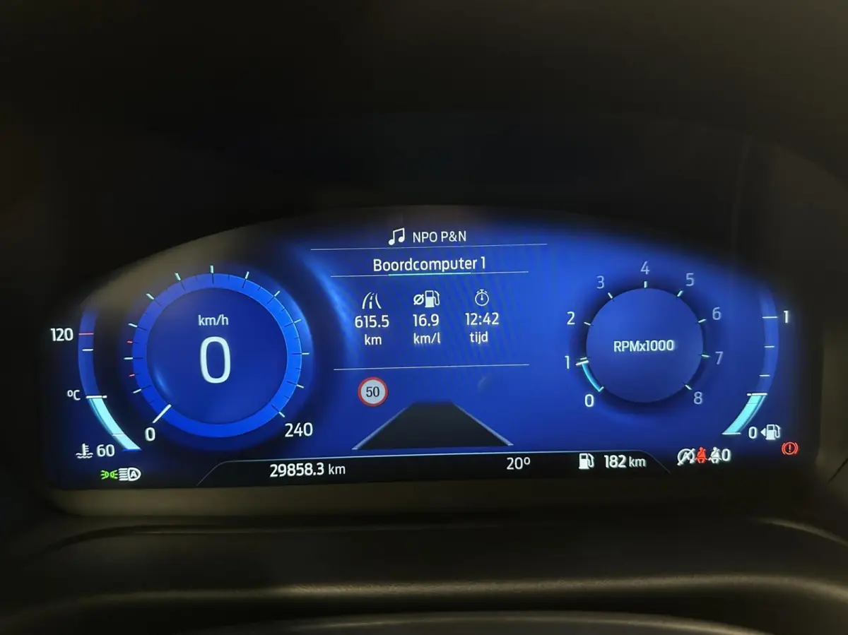 1.0 EcoBoost ST-Line X CARPLAY NAVI CRUISE ECC LM 28000 KM.