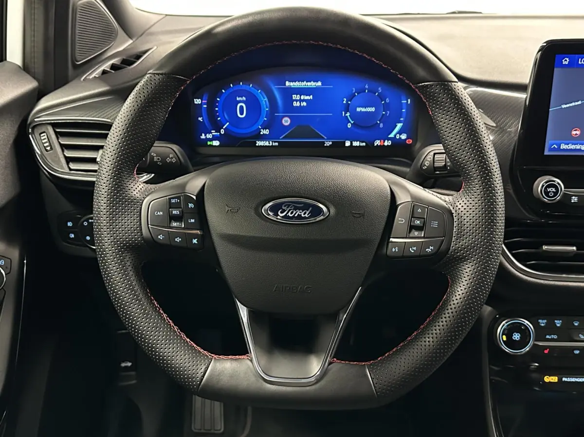 1.0 EcoBoost ST-Line X CARPLAY NAVI CRUISE ECC LM 28000 KM.