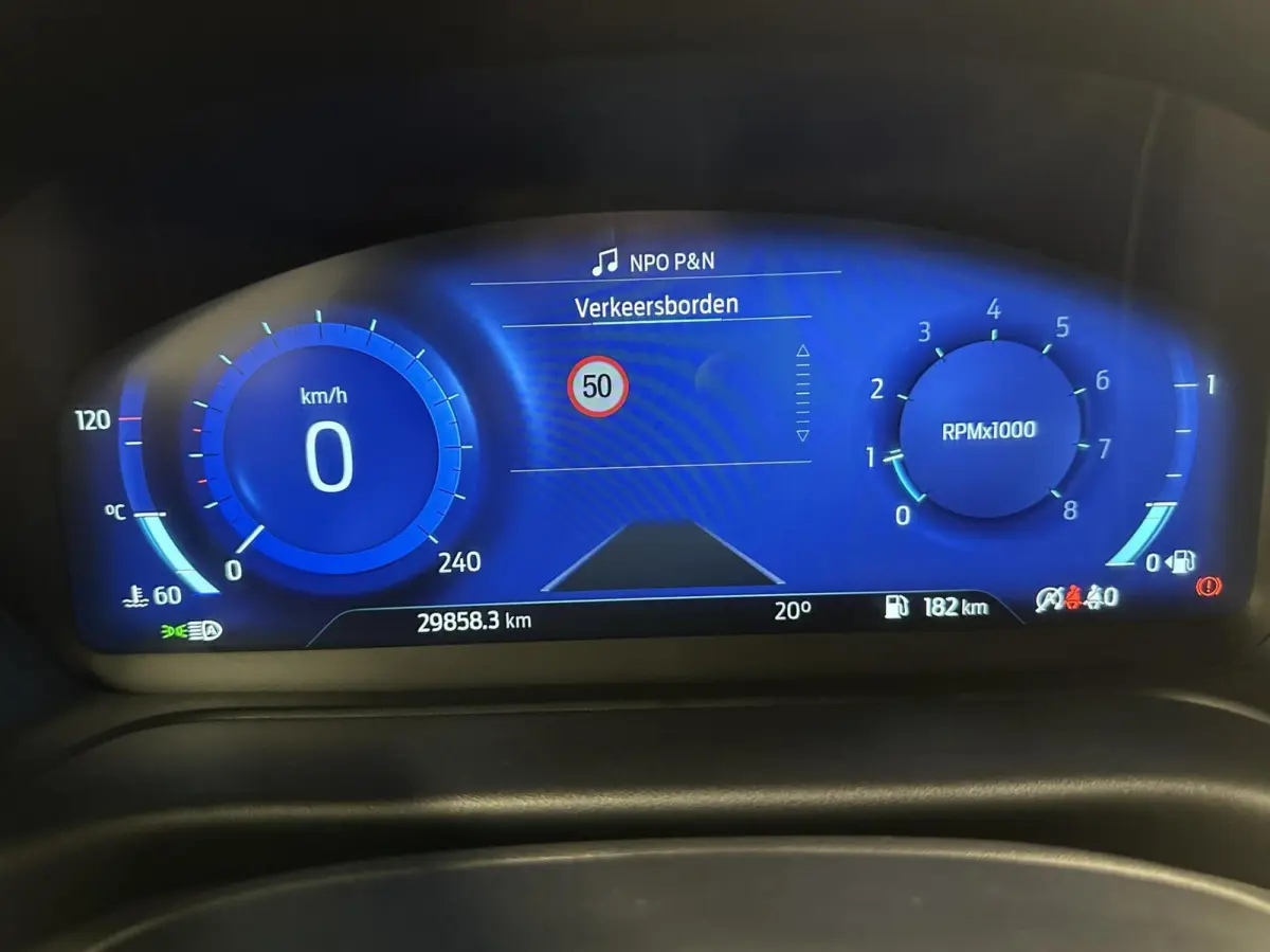 1.0 EcoBoost ST-Line X CARPLAY NAVI CRUISE ECC LM 28000 KM.