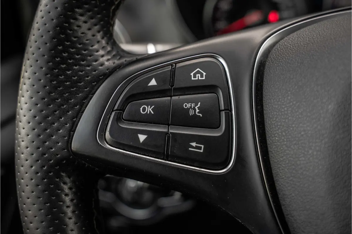 V 250 BlueTEC | Automaat | 360° Camera | Leder | Burmester | Elekt.schuifdeur L+R | Climatronic | Trekhaak