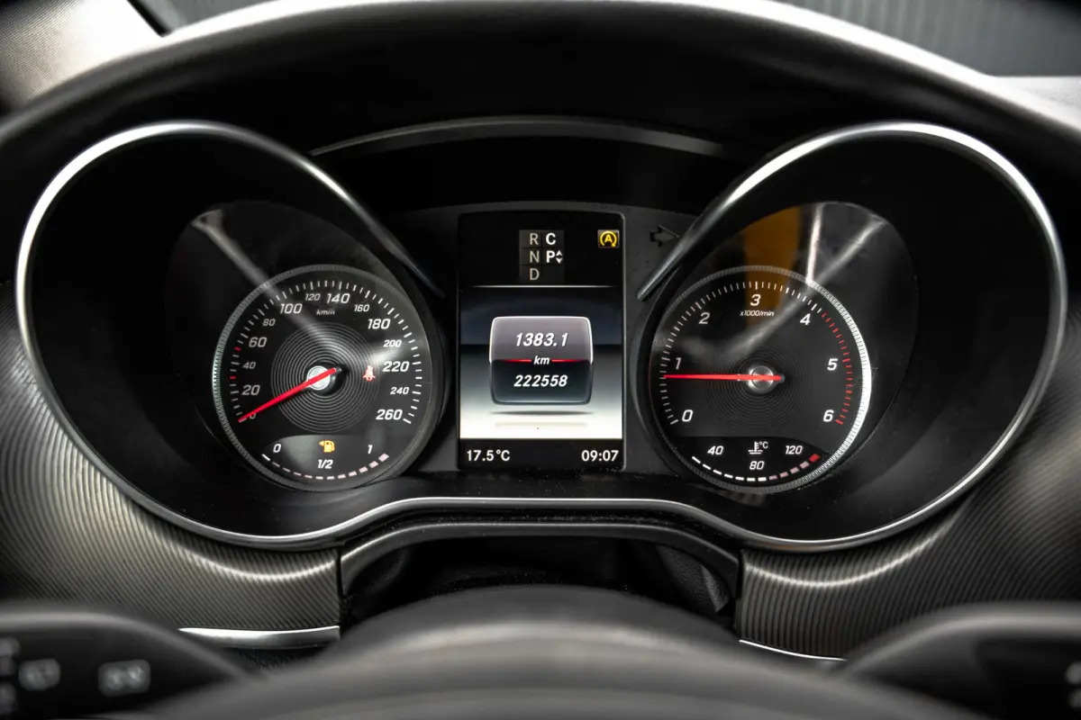 V 250 BlueTEC | Automaat | 360° Camera | Leder | Burmester | Elekt.schuifdeur L+R | Climatronic | Trekhaak