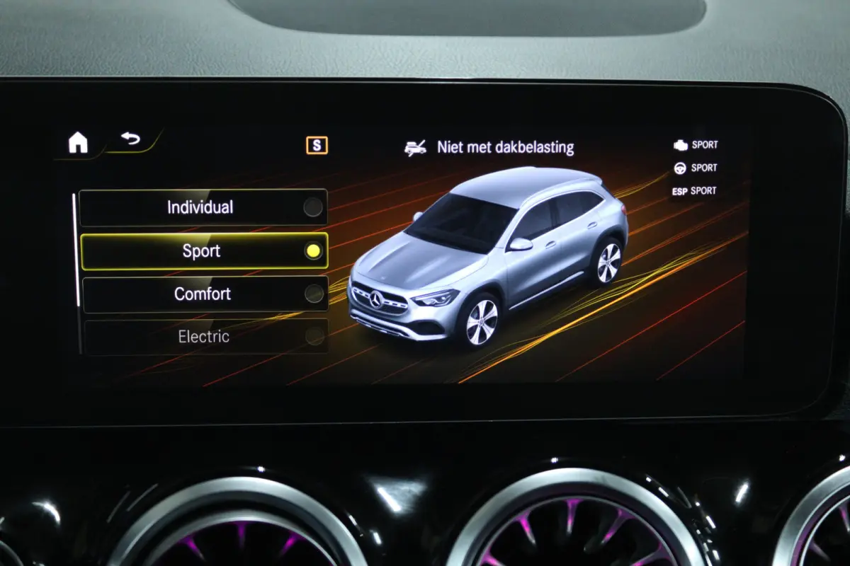 250 e AMG Line (SFEERVERLICHTING, CAMERA, STOELVERWARMING, LED, 1e EIGENAAR)