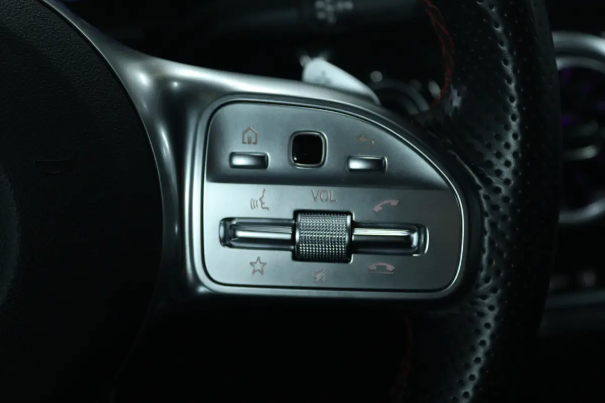 250 e AMG Line (SFEERVERLICHTING, CAMERA, STOELVERWARMING, LED, 1e EIGENAAR)