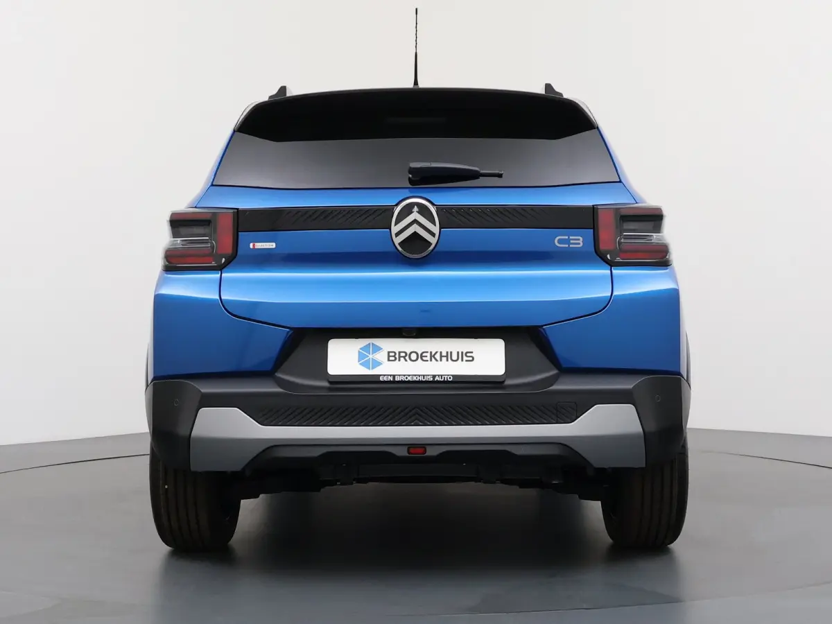 Turbo 100 COLLECTION | Apple Carplay / Android Auto | Cruise Control | Lane Assist | Verkeersborden Herkenning | | 17" lichtmetalen velgen 'Atacamite Black' met 205/50 R17 banden | Advanced 