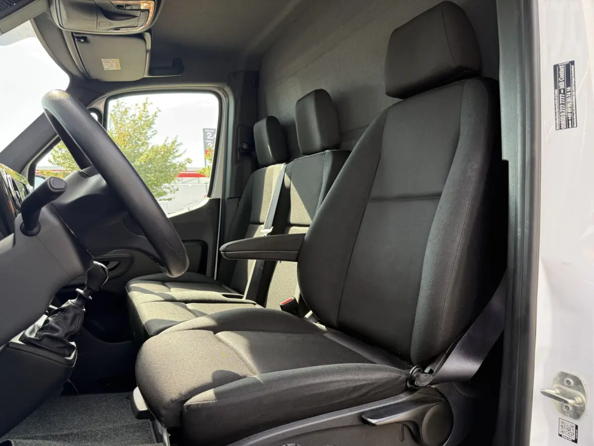 317 1.9 CDI RWD Bakwagen met laadklep | MBUX 10 | Navi | Carplay | Camera | Stoelverw. | Cruisec.