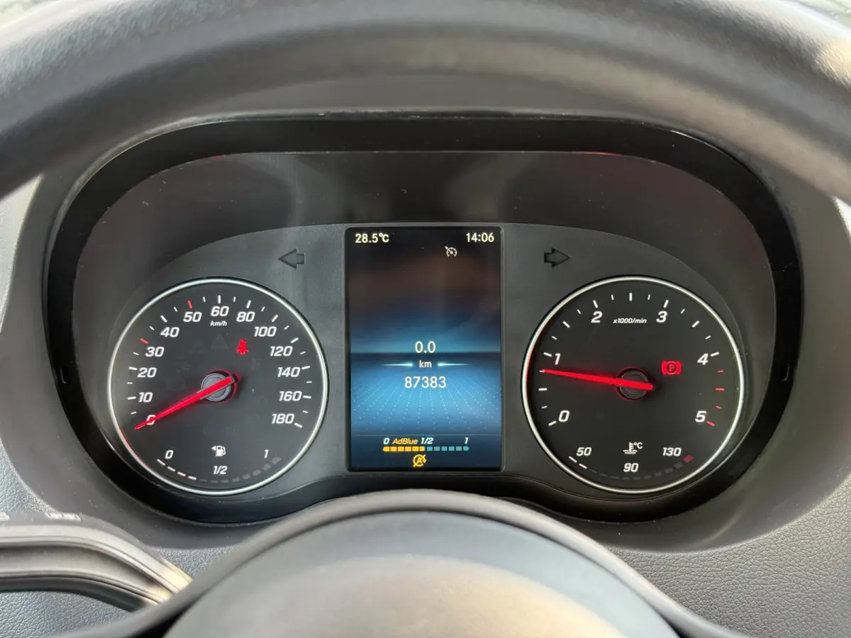 317 1.9 CDI RWD Bakwagen met laadklep | MBUX 10 | Navi | Carplay | Camera | Stoelverw. | Cruisec.