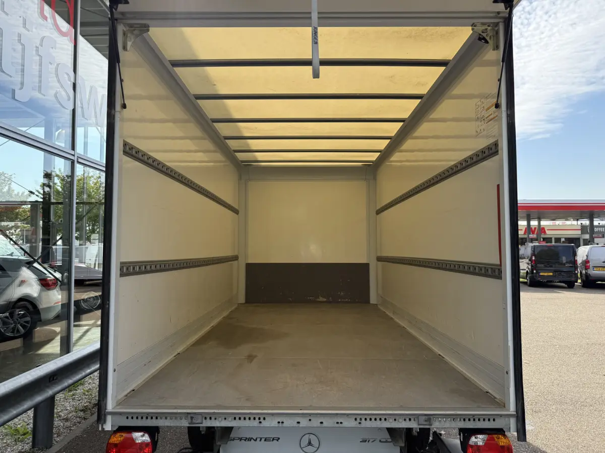 317 1.9 CDI RWD Bakwagen met laadklep | MBUX 10 | Navi | Carplay | Camera | Stoelverw. | Cruisec.