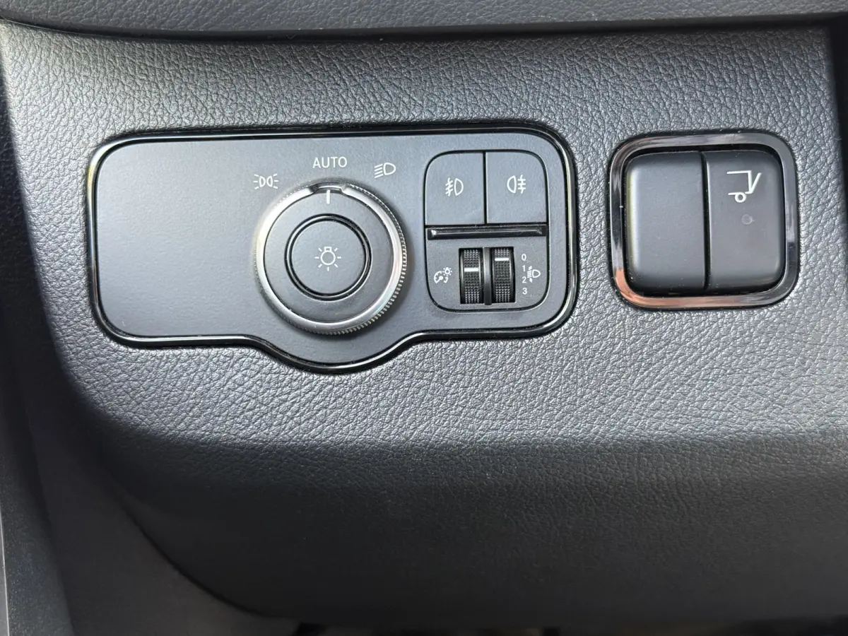 317 1.9 CDI RWD Bakwagen met laadklep | MBUX 10 | Navi | Carplay | Camera | Stoelverw. | Cruisec.
