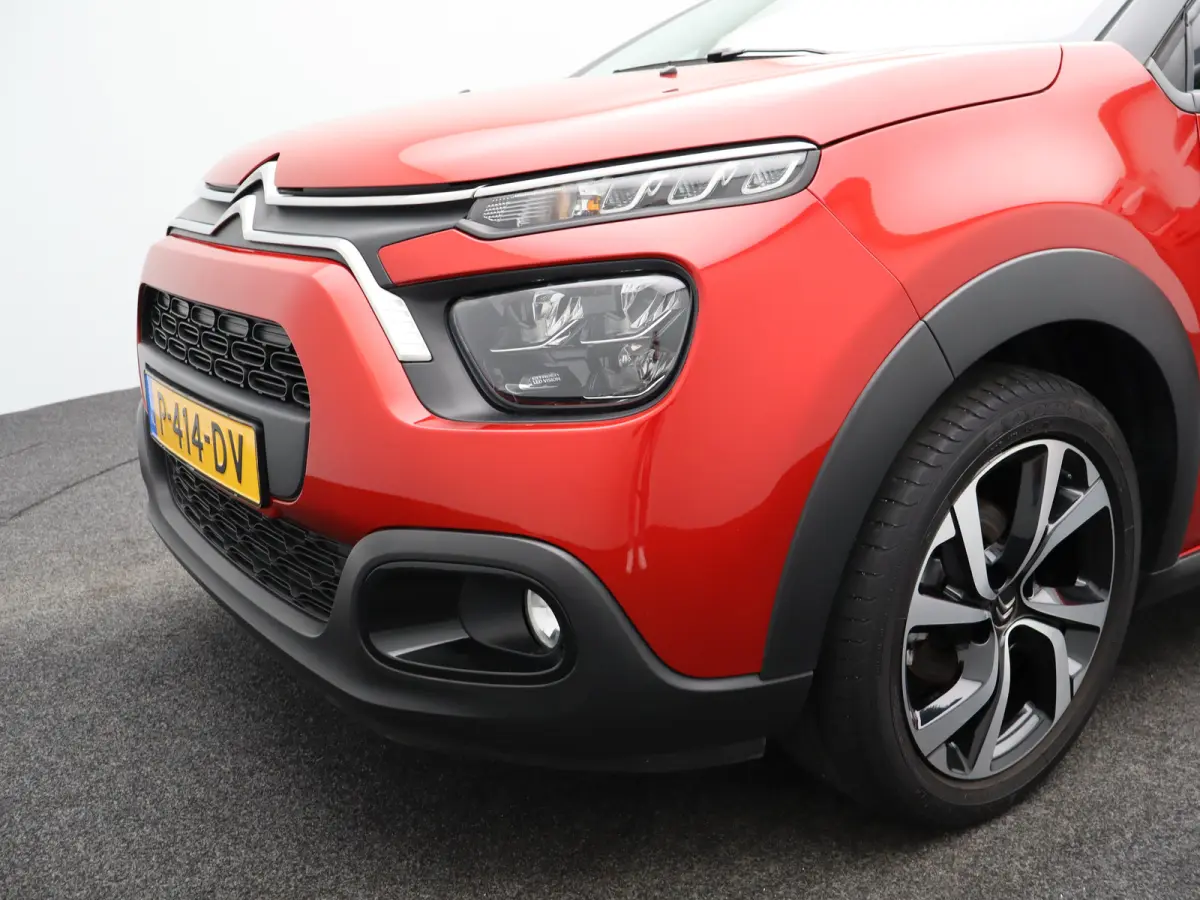 1.2 PureTech Shine | Carplay | Cruise | Camera | Parkeersensoren | Navi | Clima