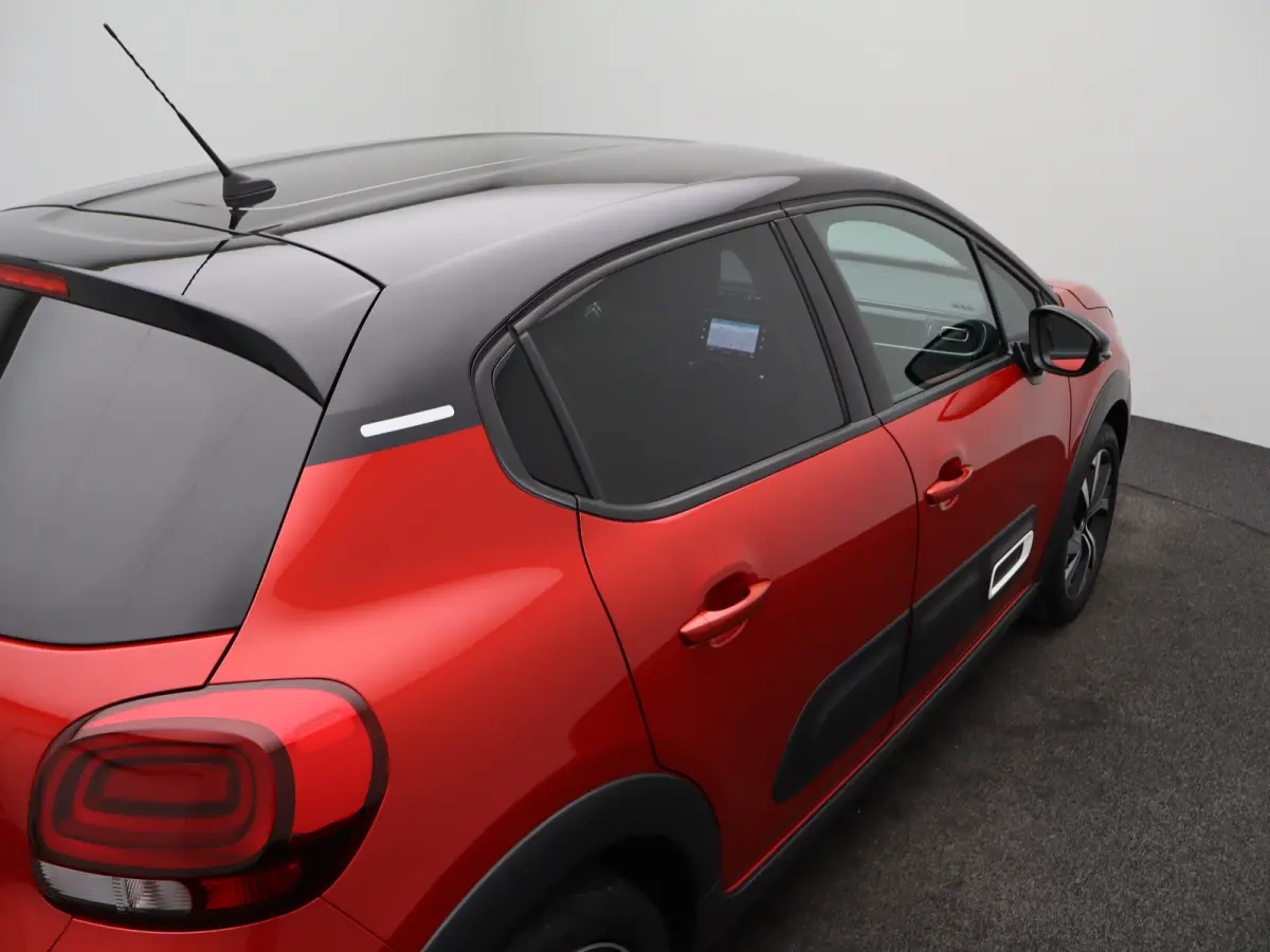 1.2 PureTech Shine | Carplay | Cruise | Camera | Parkeersensoren | Navi | Clima