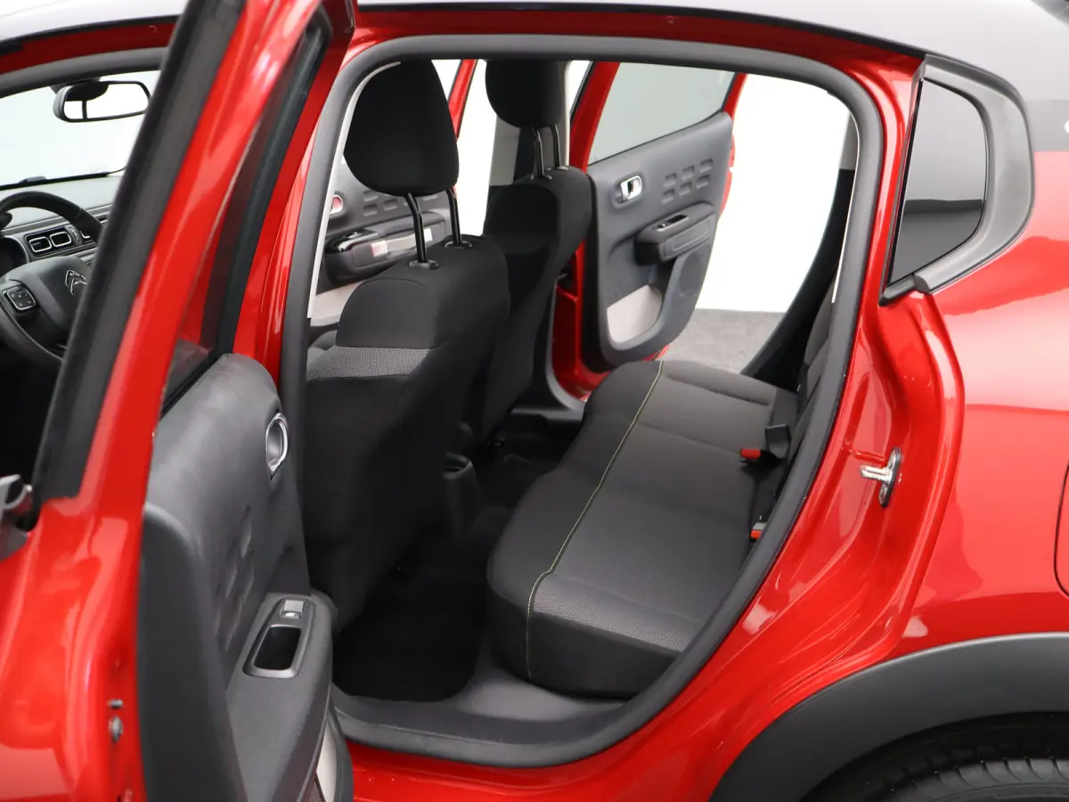 1.2 PureTech Shine | Carplay | Cruise | Camera | Parkeersensoren | Navi | Clima