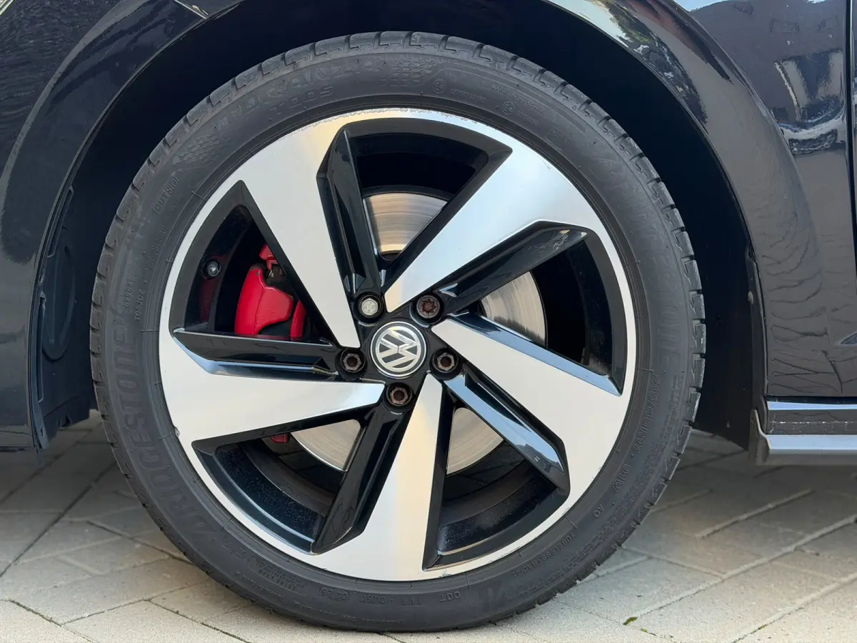 2.0 TSI GTI 200PK (CARPLAY, PARKEERSENSOREN V+A, AUTOMAAT, IQ LIGHTS, CRUISE CONTROL, BLEUTOOTH, GOED ONDH)