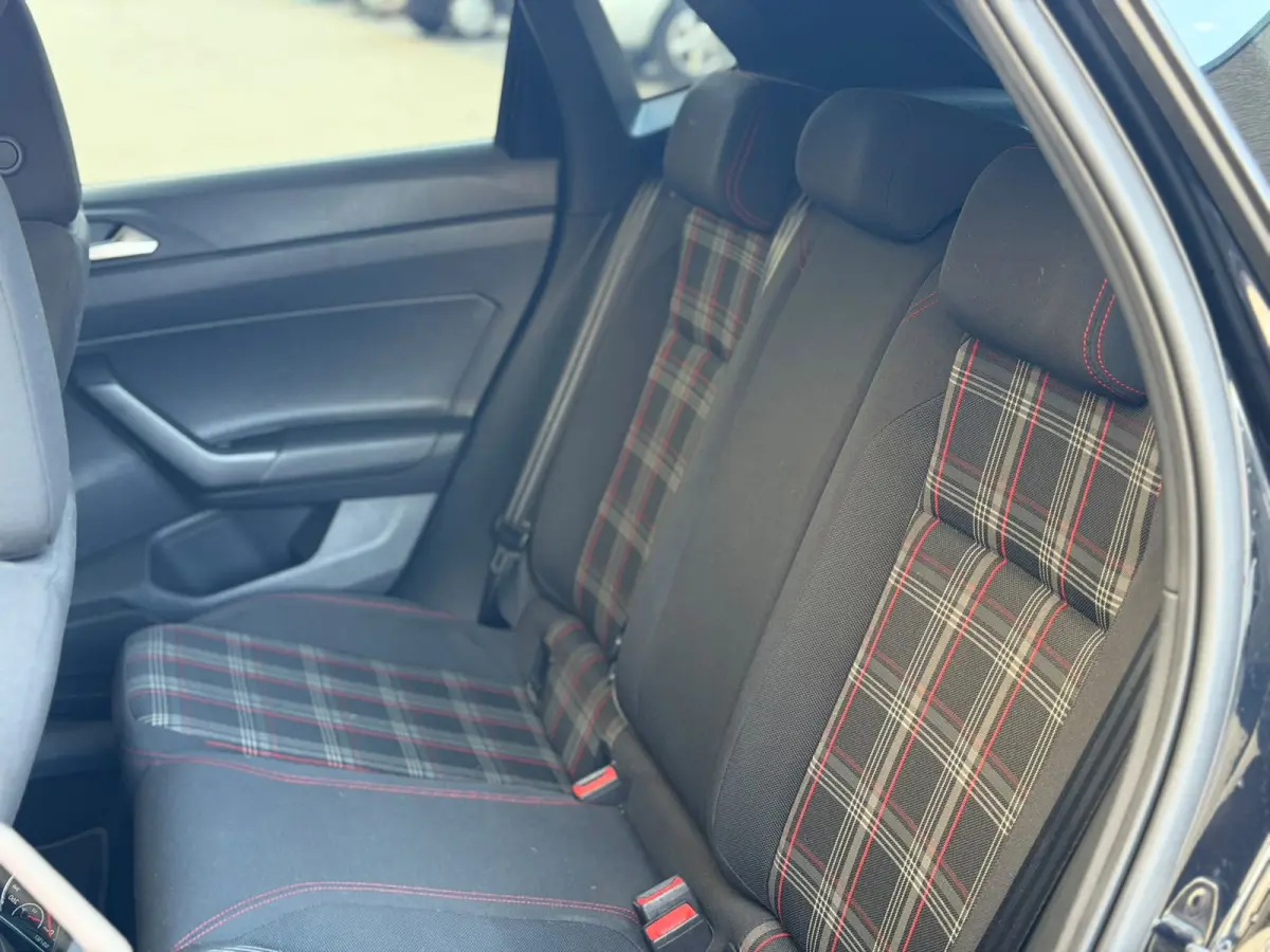 2.0 TSI GTI 200PK (CARPLAY, PARKEERSENSOREN V+A, AUTOMAAT, IQ LIGHTS, CRUISE CONTROL, BLEUTOOTH, GOED ONDH)
