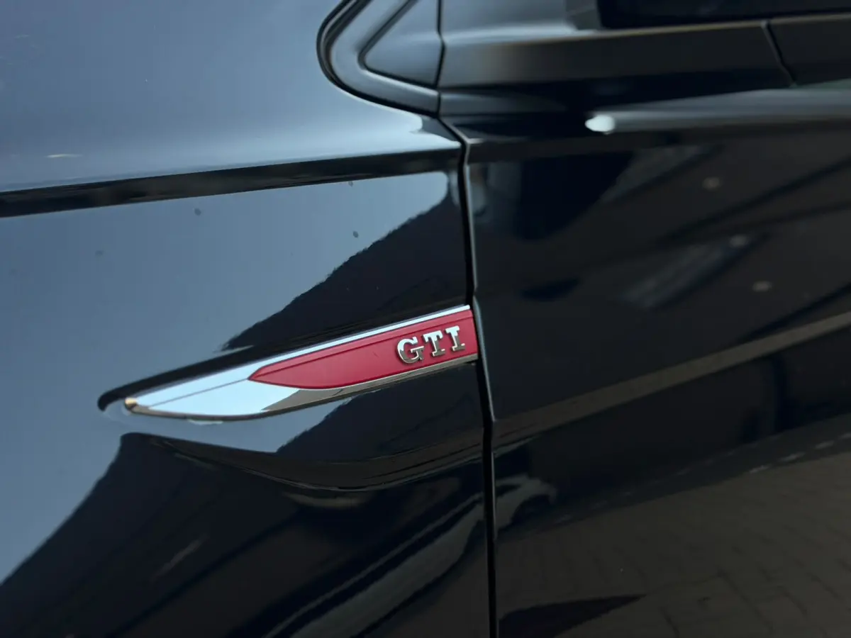 2.0 TSI GTI 200PK (CARPLAY, PARKEERSENSOREN V+A, AUTOMAAT, IQ LIGHTS, CRUISE CONTROL, BLEUTOOTH, GOED ONDH)