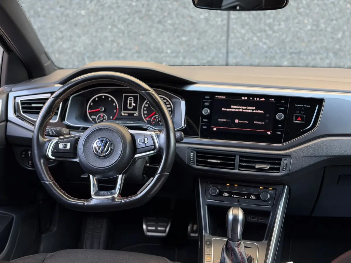 2.0 TSI GTI 200PK (CARPLAY, PARKEERSENSOREN V+A, AUTOMAAT, IQ LIGHTS, CRUISE CONTROL, BLEUTOOTH, GOED ONDH)