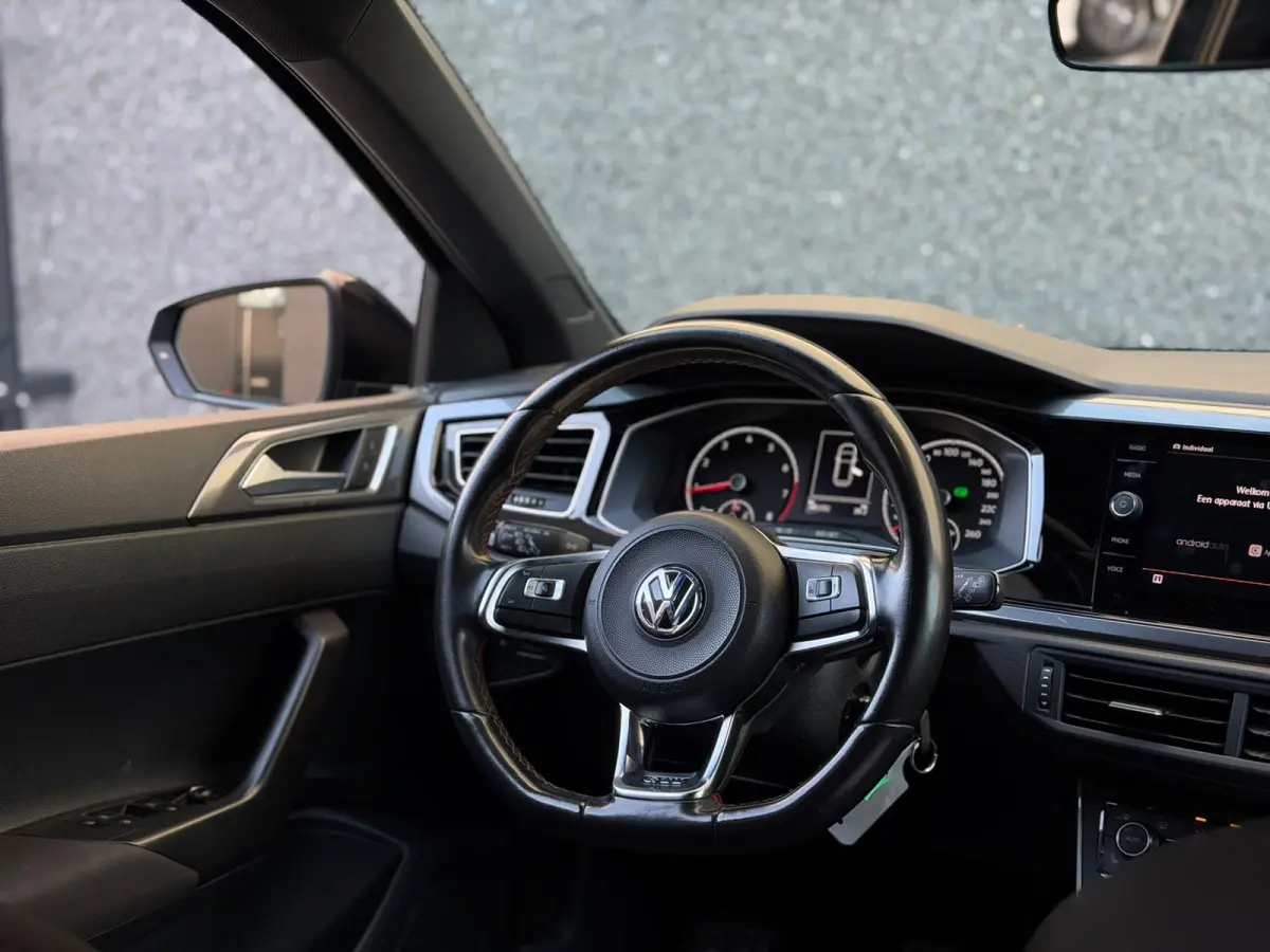 2.0 TSI GTI 200PK (CARPLAY, PARKEERSENSOREN V+A, AUTOMAAT, IQ LIGHTS, CRUISE CONTROL, BLEUTOOTH, GOED ONDH)