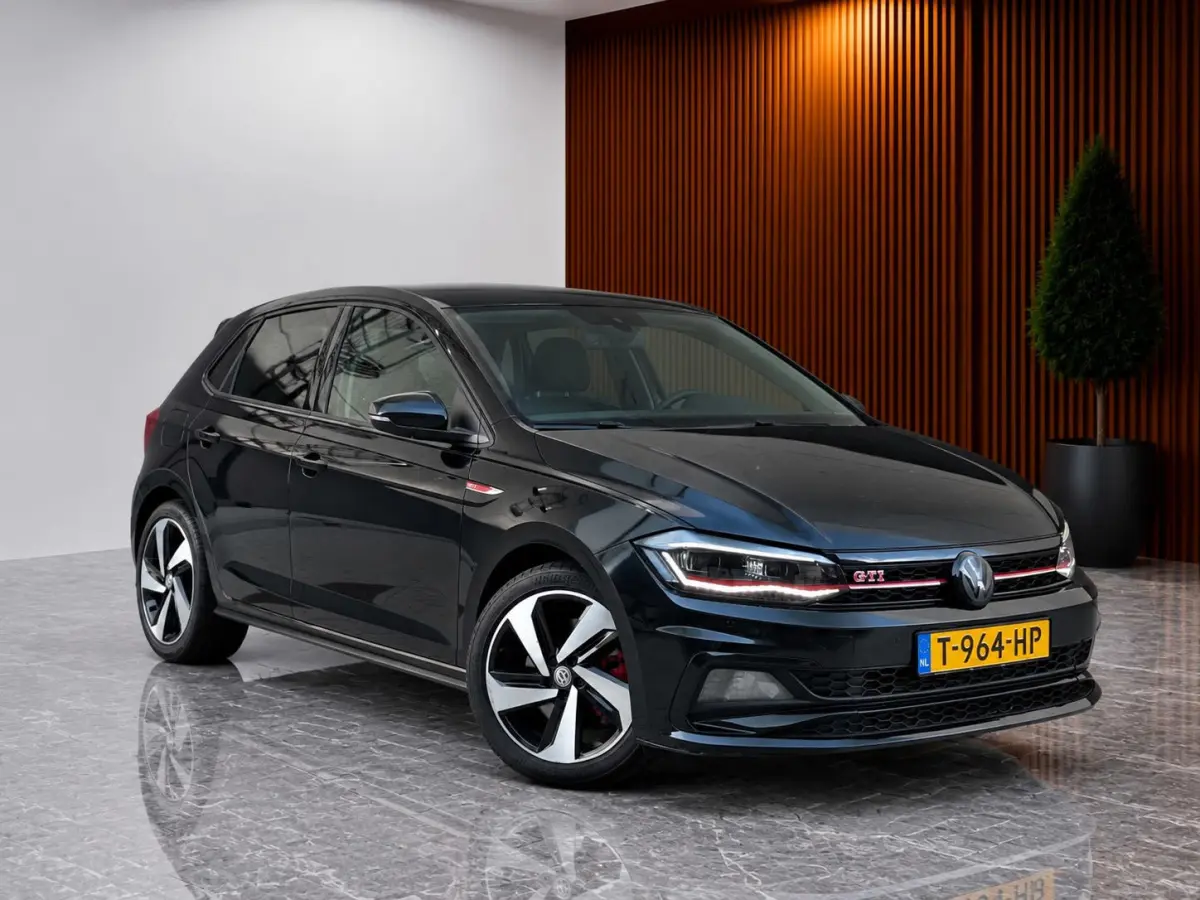 2.0 TSI GTI 200PK (CARPLAY, PARKEERSENSOREN V+A, AUTOMAAT, IQ LIGHTS, CRUISE CONTROL, BLEUTOOTH, GOED ONDH)