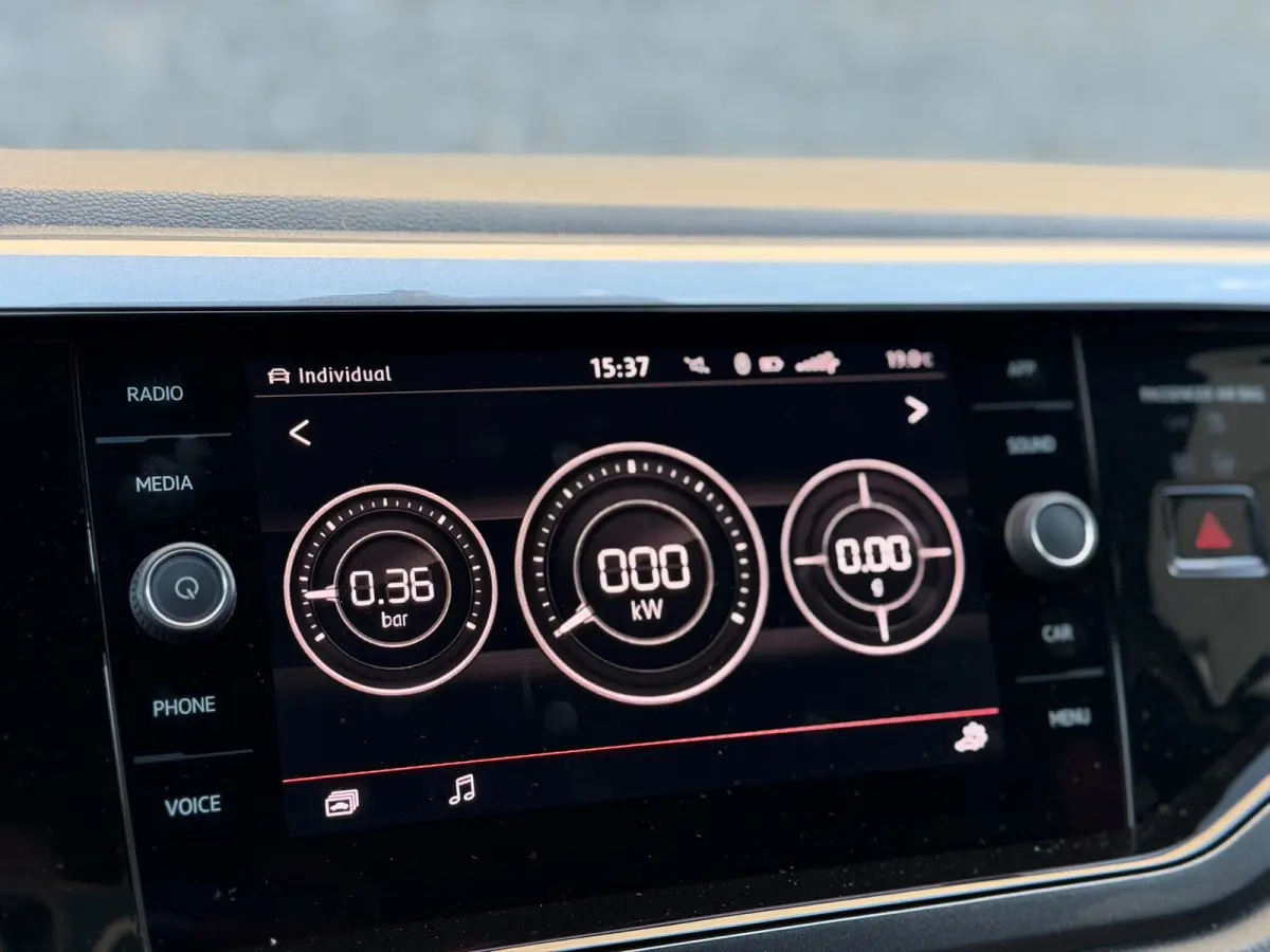 2.0 TSI GTI 200PK (CARPLAY, PARKEERSENSOREN V+A, AUTOMAAT, IQ LIGHTS, CRUISE CONTROL, BLEUTOOTH, GOED ONDH)