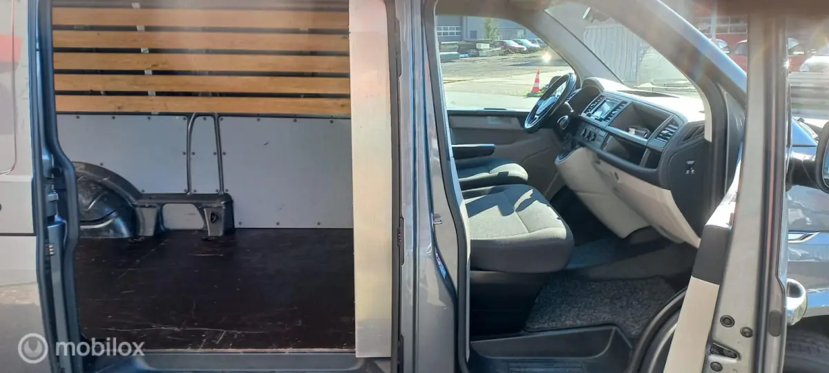 2.0 TDI L2H1/AIRCO/CRUISECONTROL/NAVIGATIE/150PK