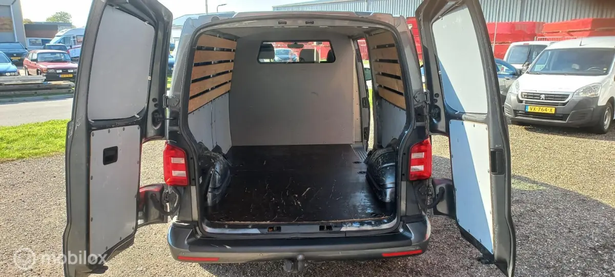 2.0 TDI L2H1/AIRCO/CRUISECONTROL/NAVIGATIE/150PK