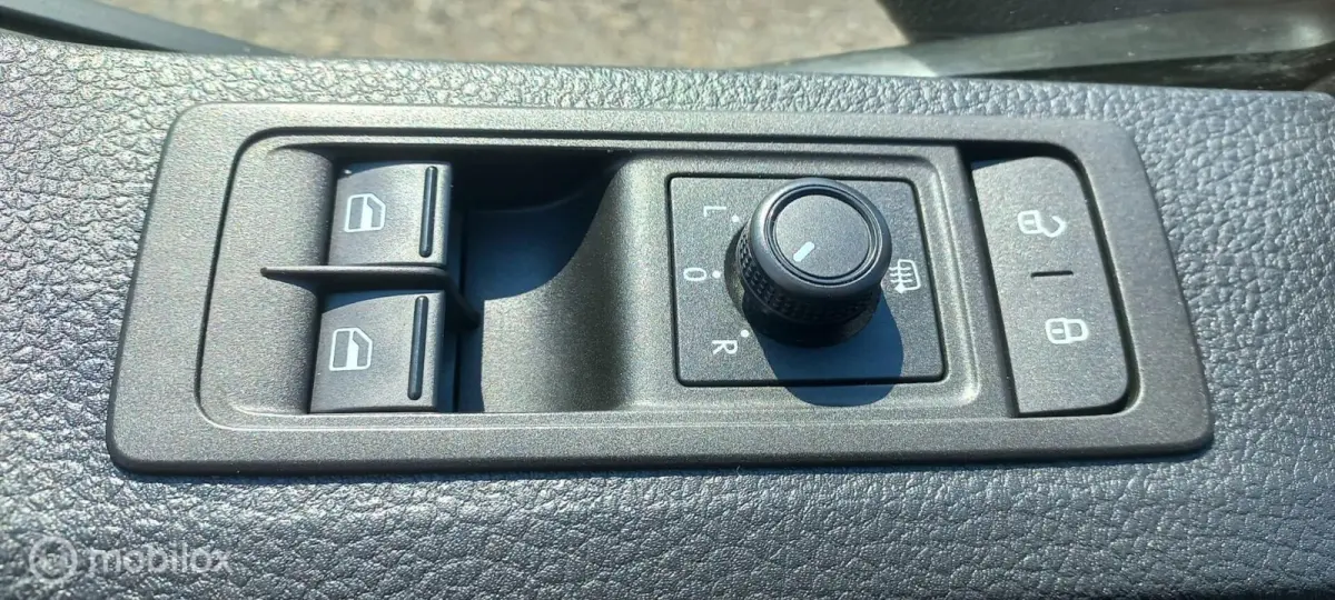 2.0 TDI L2H1/AIRCO/CRUISECONTROL/NAVIGATIE/150PK