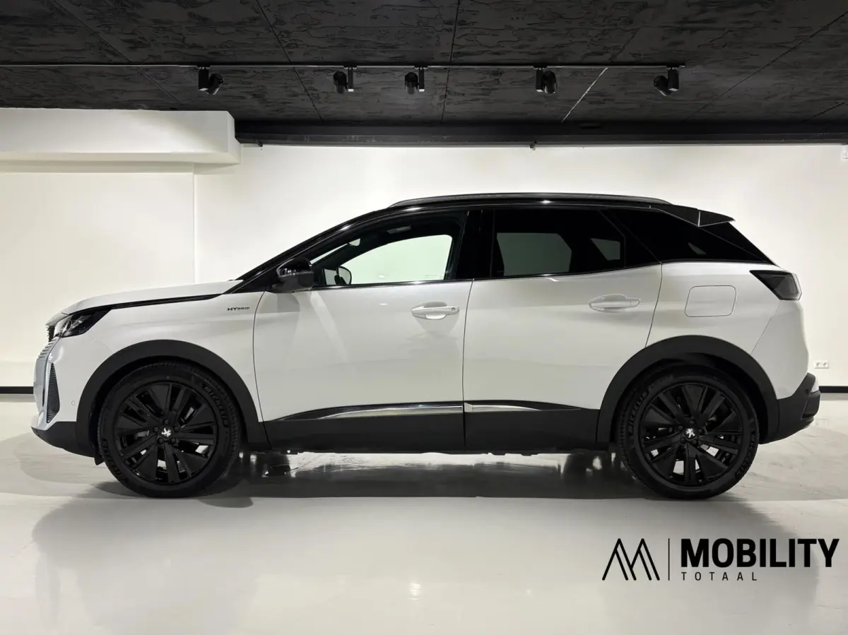 1.6 HYbrid 225 GT|Black Pack|19 inch|Memory|360|FOCAL|Carplay|Navi|PDC|ACC|Side assist|Lane Assist|