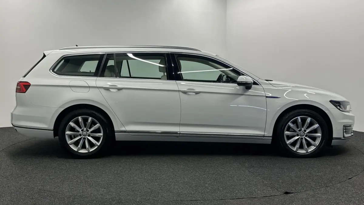 1.4 TSI GTE Highline DAB ADAPTIEF CRUISE TREKHAAK.