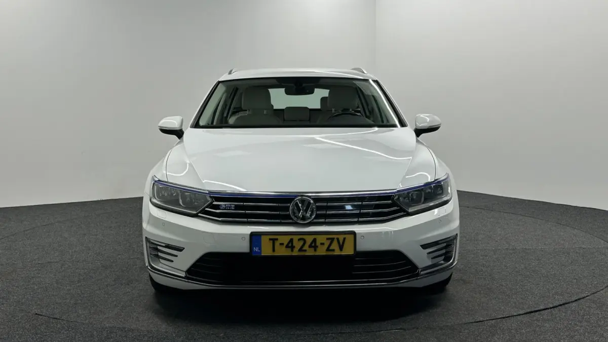 1.4 TSI GTE Highline DAB ADAPTIEF CRUISE TREKHAAK.