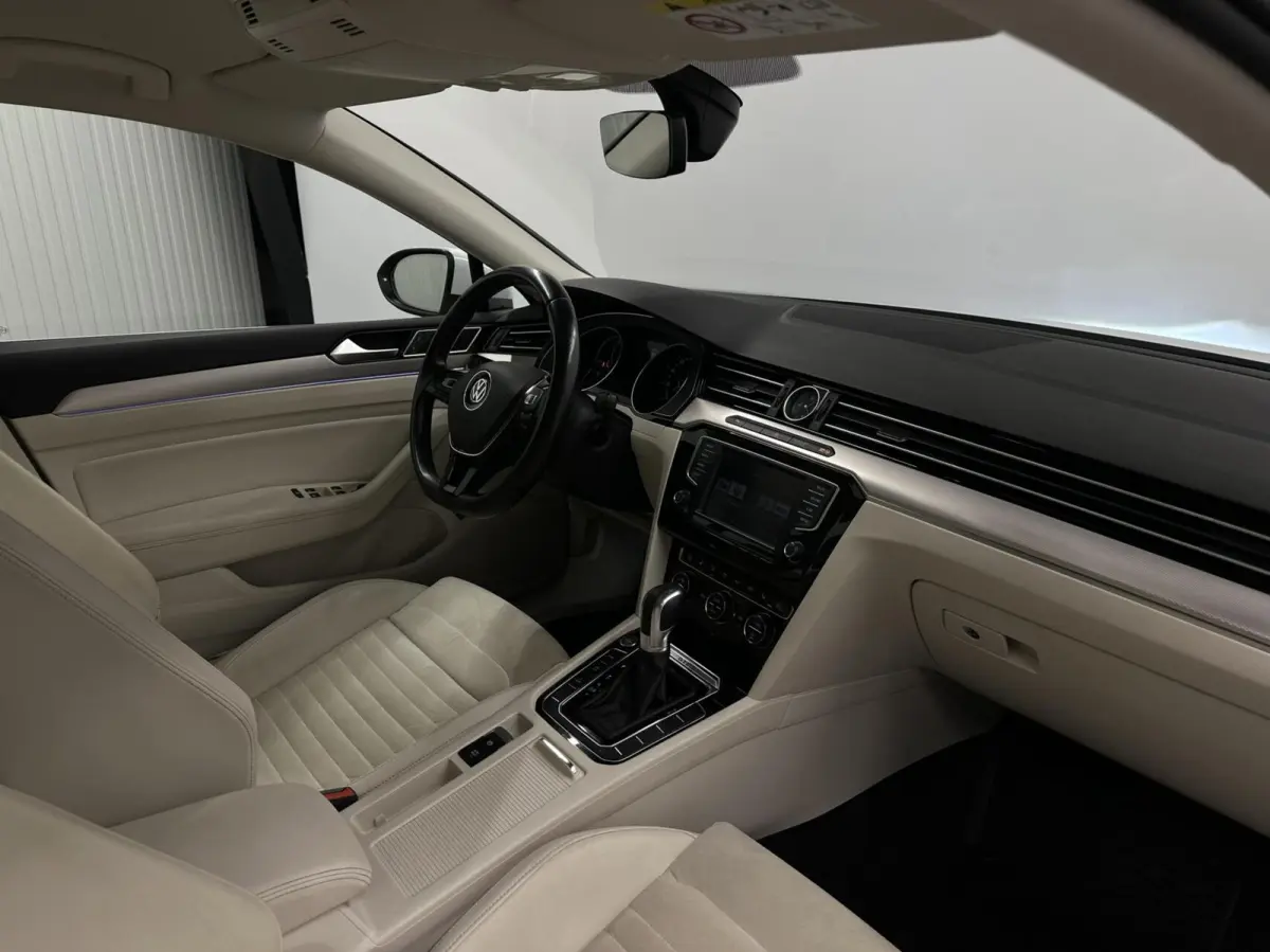 1.4 TSI GTE Highline DAB ADAPTIEF CRUISE TREKHAAK.