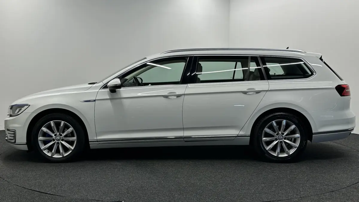 1.4 TSI GTE Highline DAB ADAPTIEF CRUISE TREKHAAK.