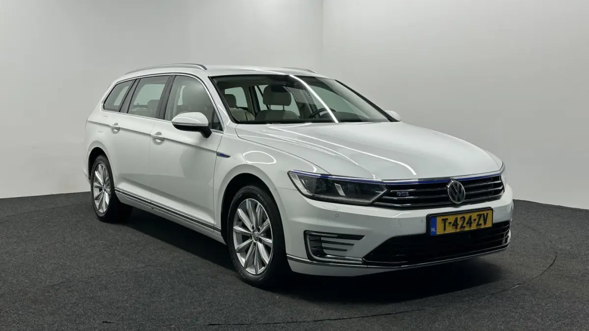 1.4 TSI GTE Highline DAB ADAPTIEF CRUISE TREKHAAK.