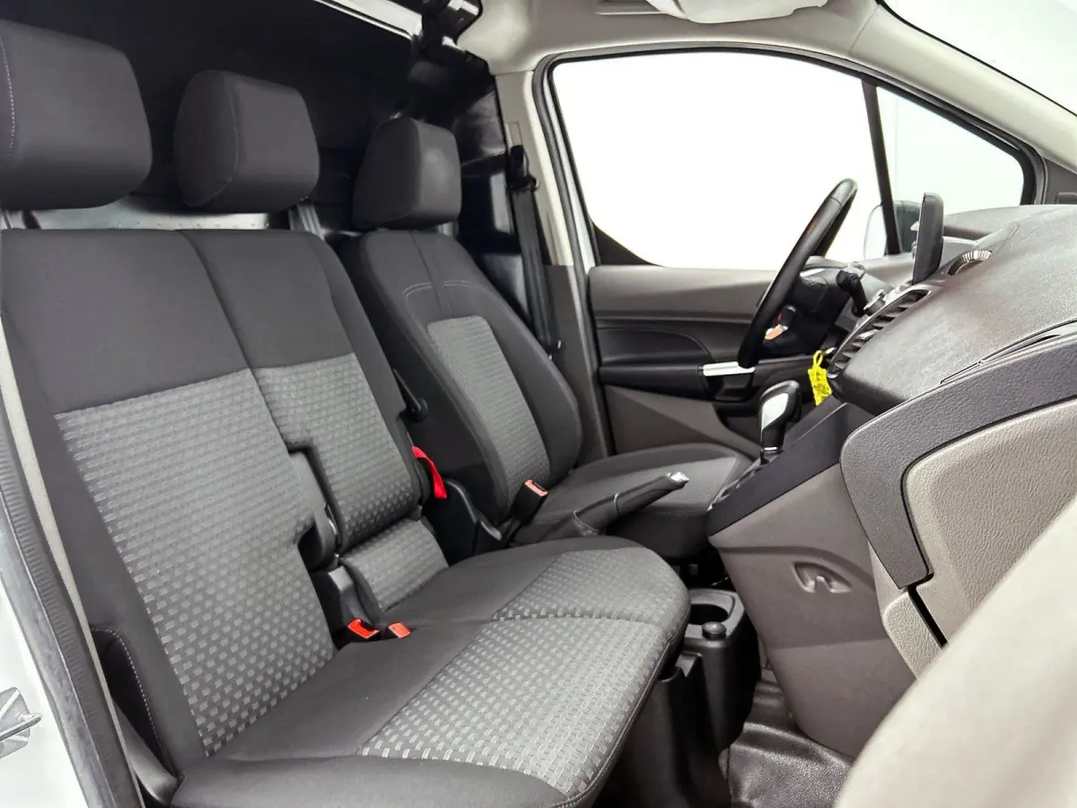 1.5 EcoBlue Automaat L2 Trend Navigatie Airco Parkeersensoren Cruise Control 3Zits Camera DAB+