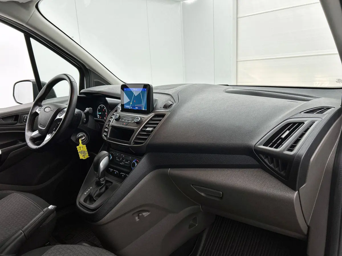 1.5 EcoBlue Automaat L2 Trend Navigatie Airco Parkeersensoren Cruise Control 3Zits Camera DAB+