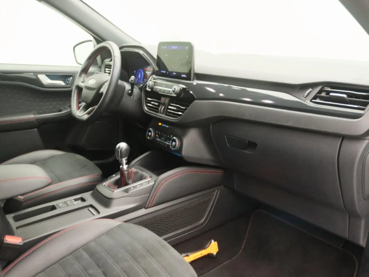 1.5 EcoBoost ST line X | Apple Carplay/Android Auto | Winter Pakket | Camera | Led Verlichting |